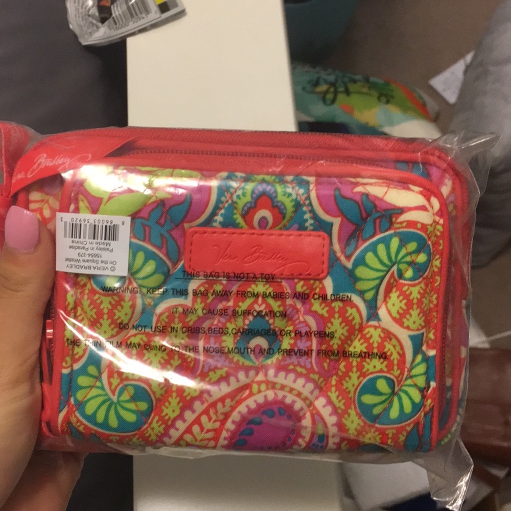 Small Vera Bradley wallet and purse